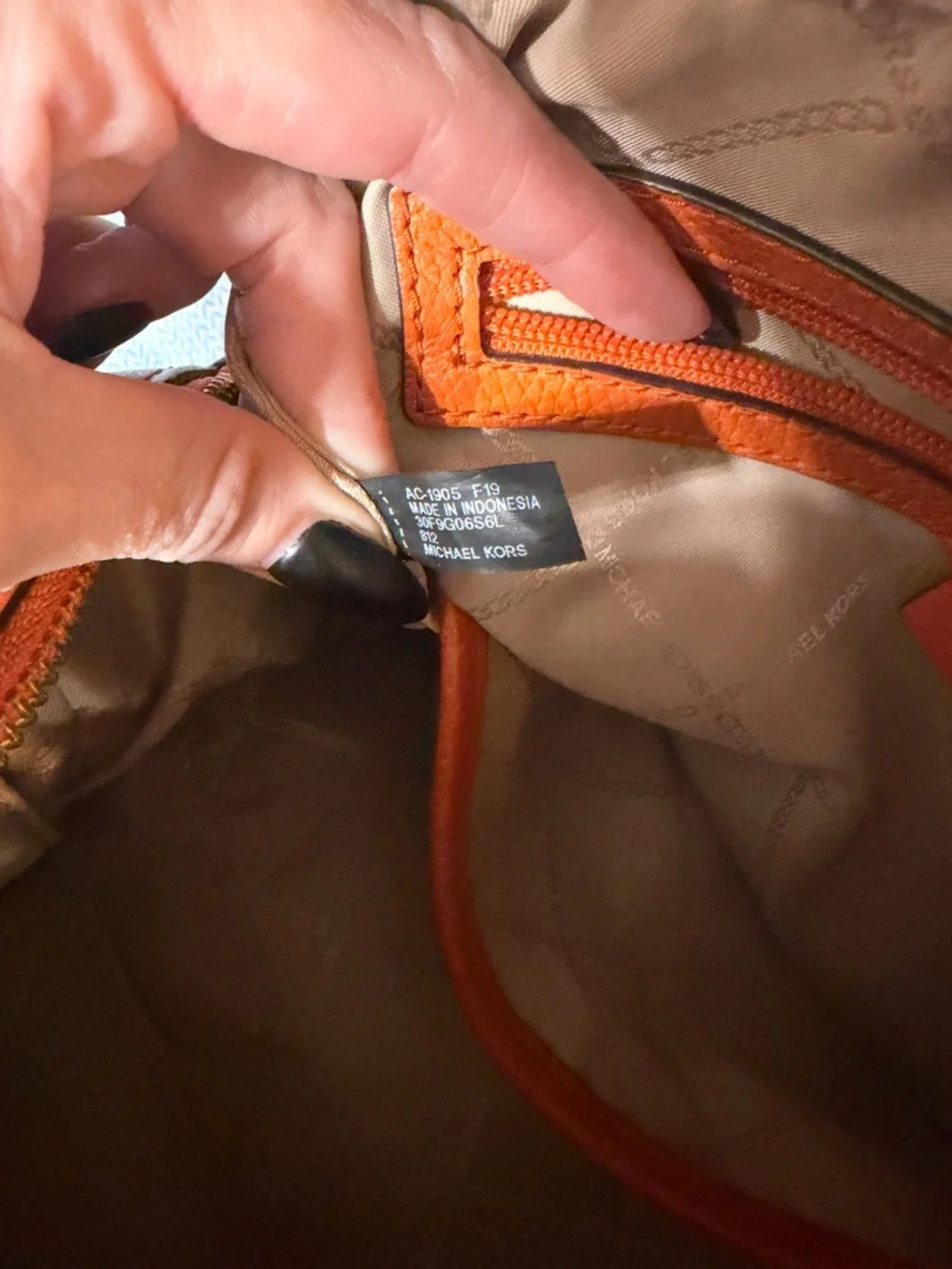 Authentic Michael Kors Bedford Legacy Medium Duffel